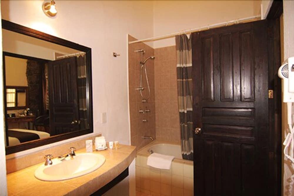 Hotel Villa Del Villar Керетаро Экстерьер фото
